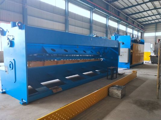 QC11K CNC হাইড্রোলিক শিয়ারিং মেশিন 20x6000 16*8000mm শীট মেটাল 6 মি 8 মিটার