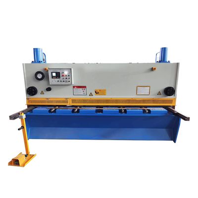 আঙুল সুরক্ষার জন্য 7.5KW CNC হাইড্রোলিক শিয়ারিং মেশিন 8mm পুরুত্ব