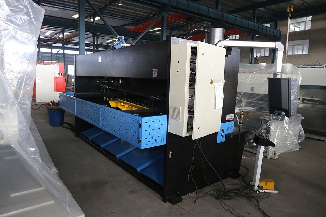 স্টেইনলেস স্টীল E21S DA360 Servo মোটরের জন্য 3200mm CNC হাইড্রোলিক শিয়ারিং মেশিন